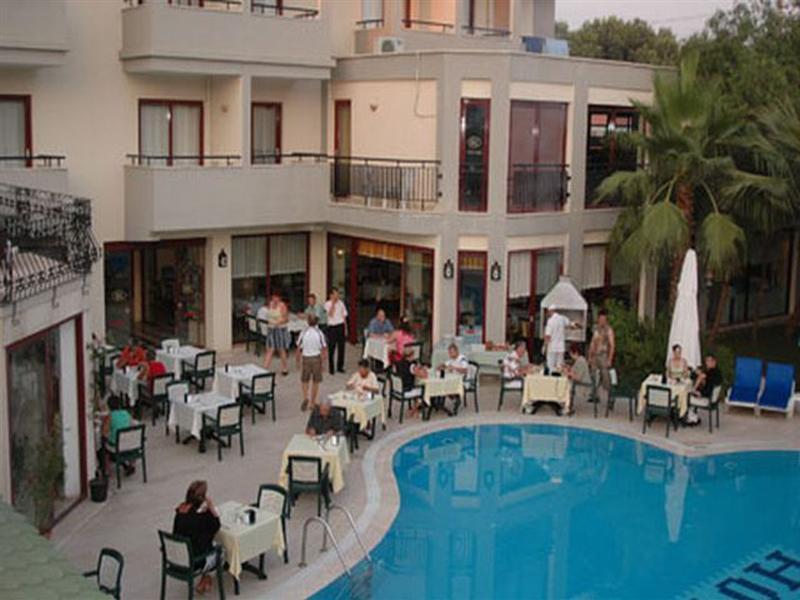 Hera Beach Hotel Side Exterior foto