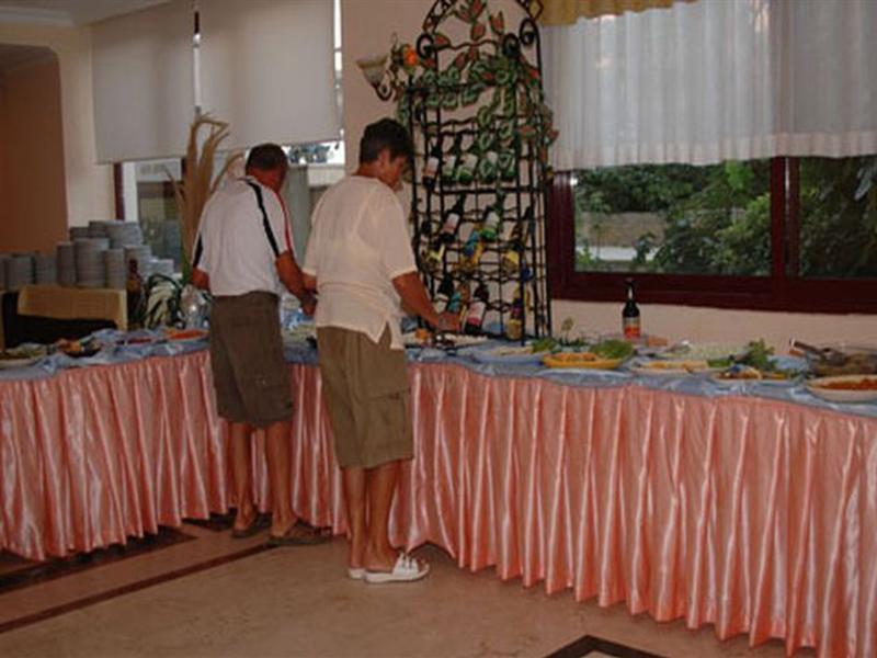 Hera Beach Hotel Side Exterior foto