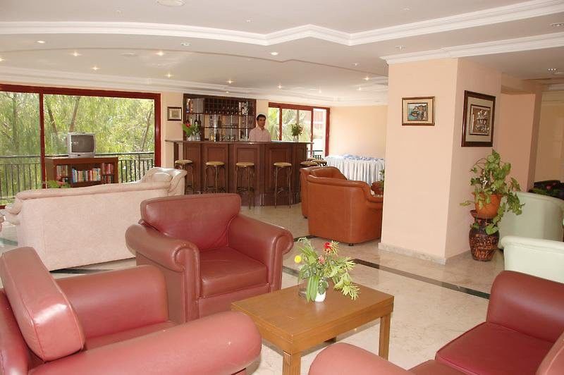 Hera Beach Hotel Side Exterior foto