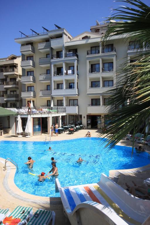 Hera Beach Hotel Side Exterior foto