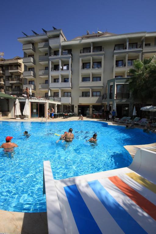 Hera Beach Hotel Side Exterior foto