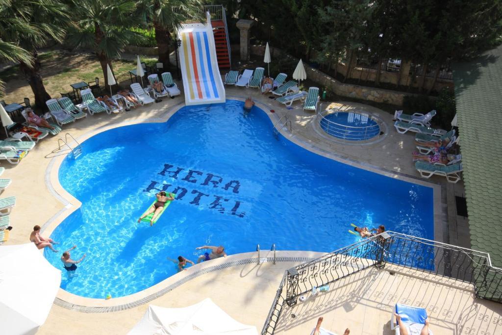 Hera Beach Hotel Side Exterior foto