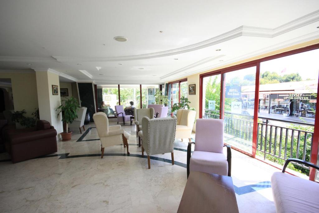 Hera Beach Hotel Side Exterior foto
