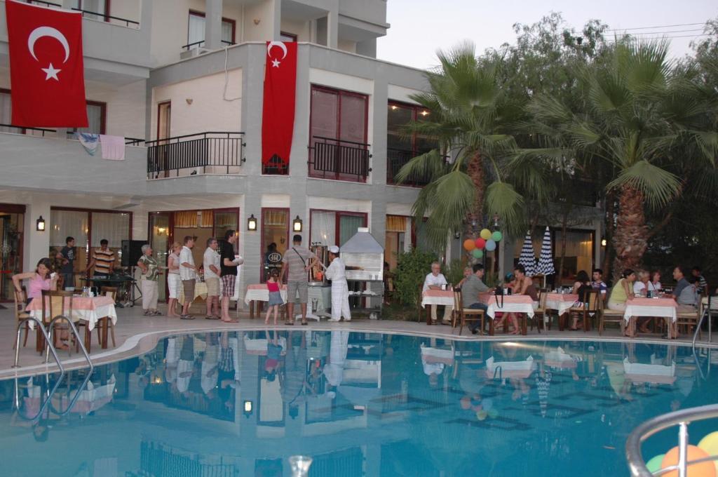 Hera Beach Hotel Side Exterior foto