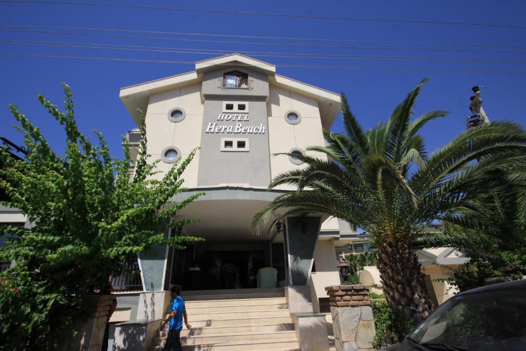 Hera Beach Hotel Side Exterior foto